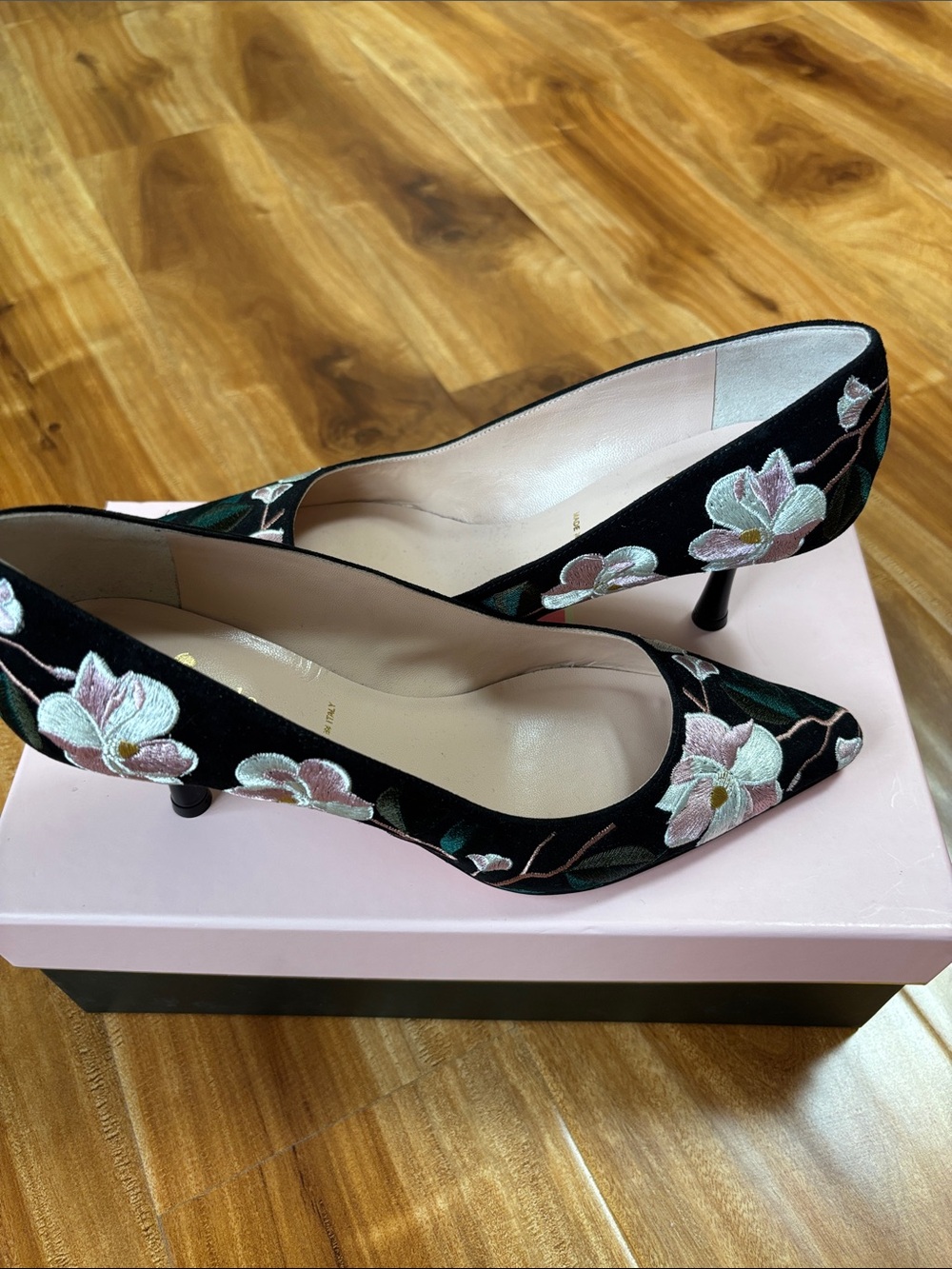 KS Black Floral Embroidered Pointed Toe Pumps
